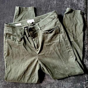 Olive Green Loft Outlet Trousers Size 8 NEVER WORN